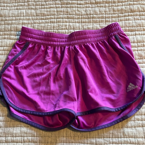 2 pairs of Adidas shorts small - Picture 7 of 8